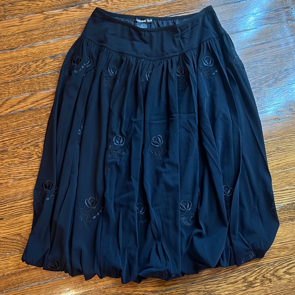Brand New Never Worn Vivienne Tam Skirt Xs